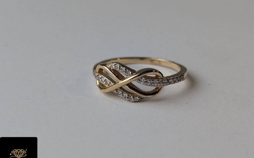 NOWY złoty pierścionek pr. 585 – cyrkonie – cena 1305zł