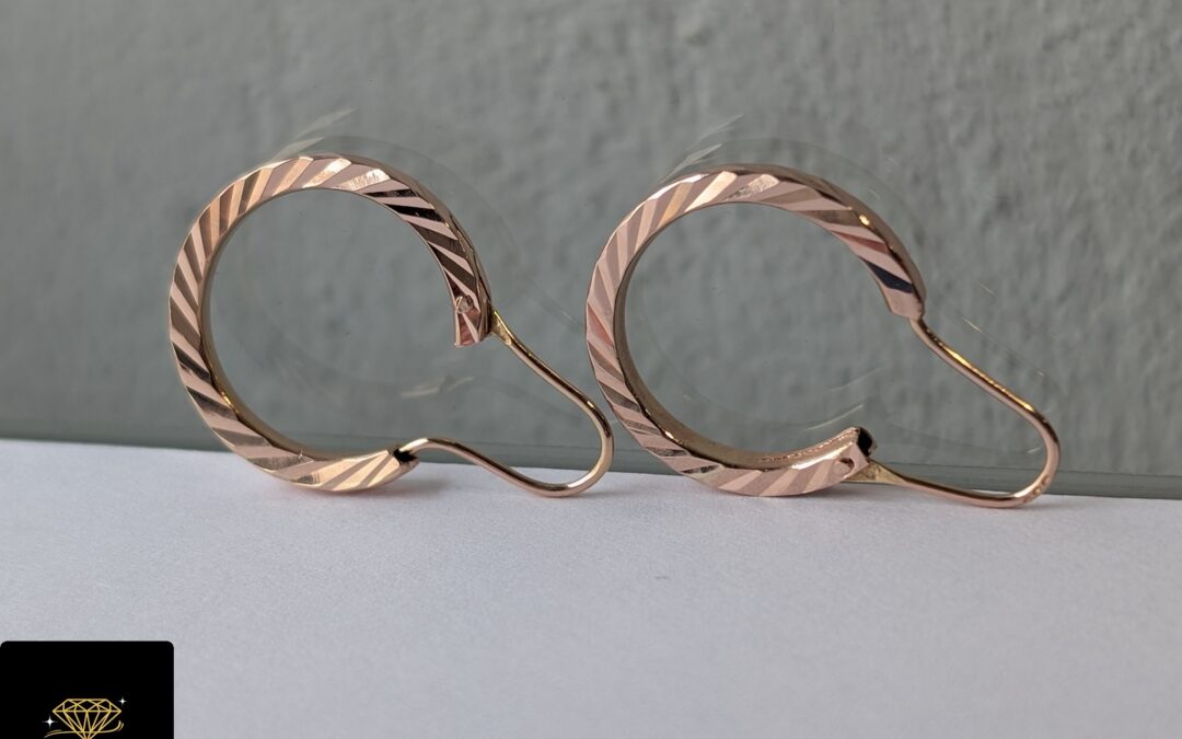 Złote kolczyki pr. 585 używane – cena 610zł